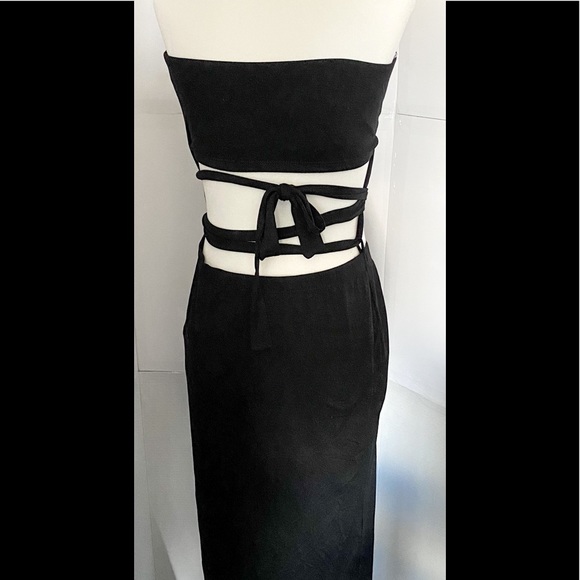 Black 2 piece Bandeau top and midi skirt - Picture 2 of 3